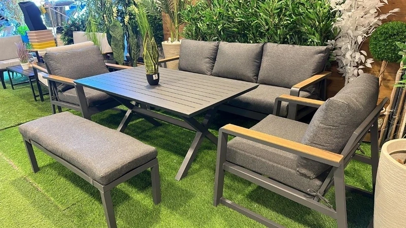 Home 28232 bee1 bee1