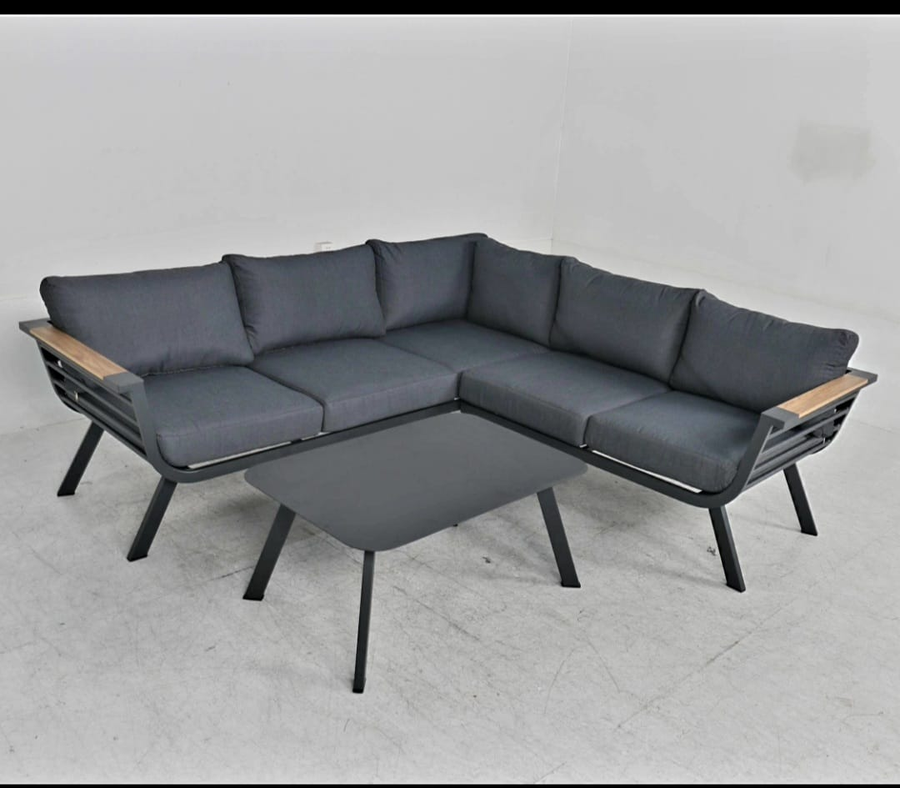Home אפור