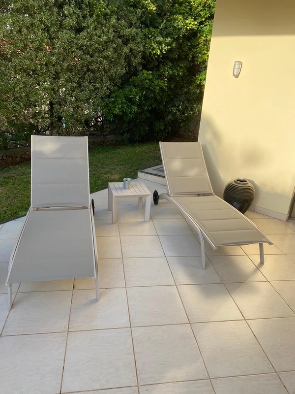 מיטת שיזוף מאלומיניום דגם STYLE צבע שמפניה
